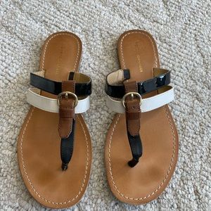 Tommy Hilfiger women’s flat sandals